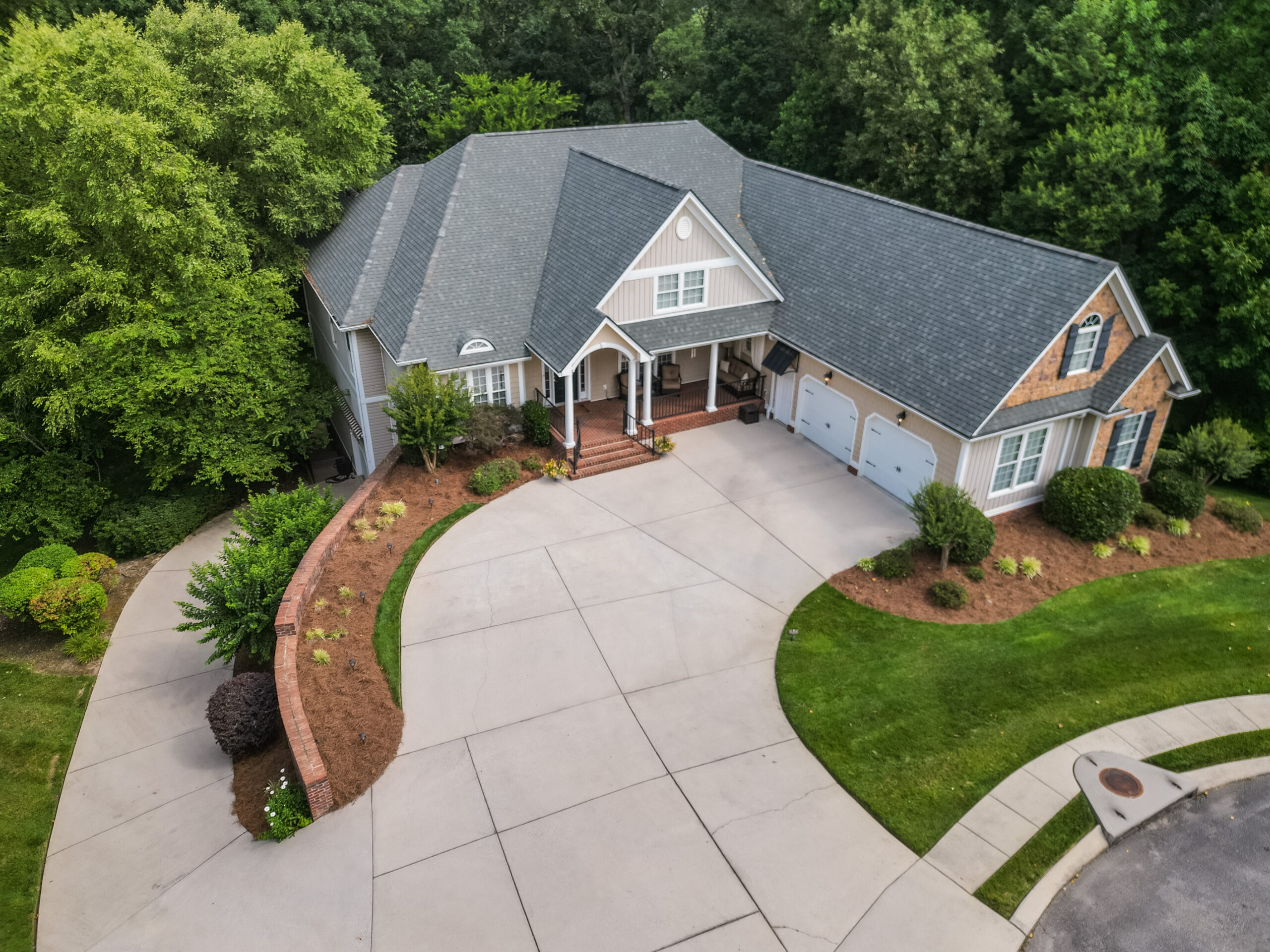 Twilight exterior photography — Elevotix